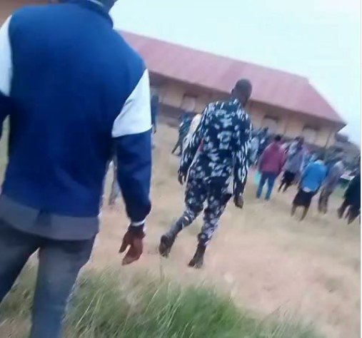 Osun Election: Panic as Materials Seized in Modakeke Osun-Election-Panic-as-Materials-Seized-in-Modakeke.jpg