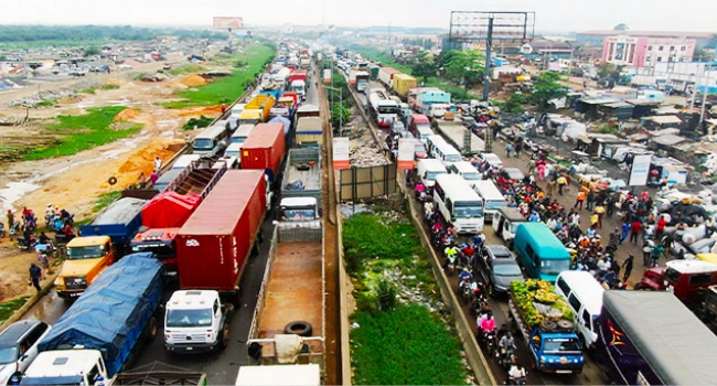 Lagos-Ibadan Expressway Gridlock Worsens Again Lagos-Ibadan Expressway Gridlock Worsens Again